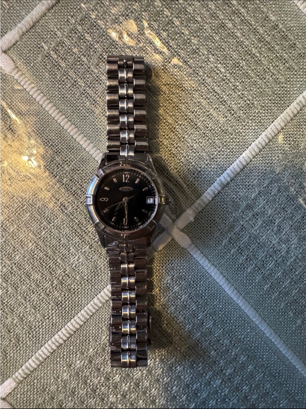 Vintage 1994 Guess Classic Stainless Steel Wristwatch with Black Dial